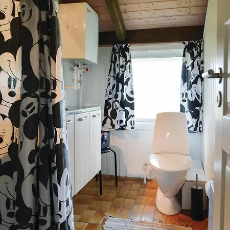 Three-bedroom Holiday In